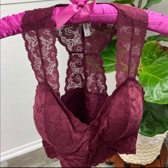 Plus Dk.Burgundy Bralette Hourglass Back Lace Pads - Picture 2 of 10